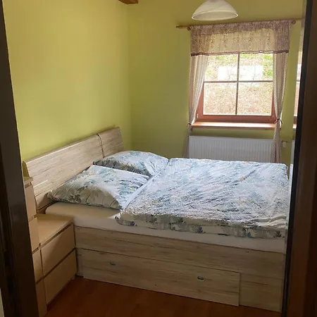 Dolni Vitkov Apartment Chrastava